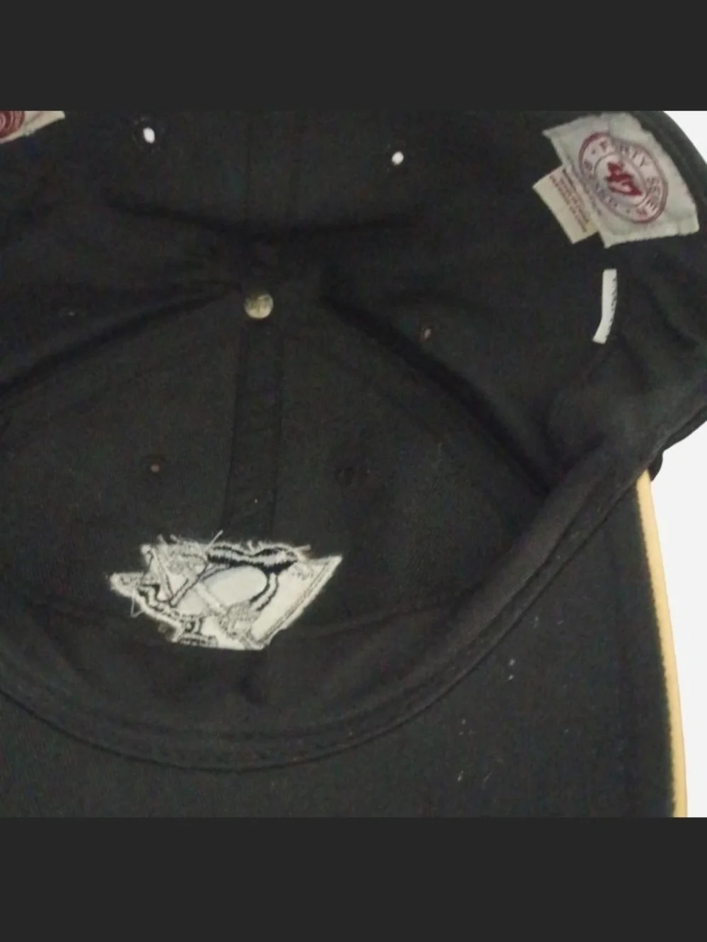 Pittsburgh Penguins 47 Brand Youth Cap in Black with Red Tag